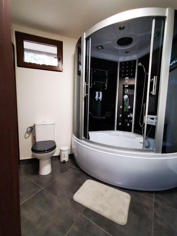 Golden Beach Apartment Chl'aba Bagian luar foto