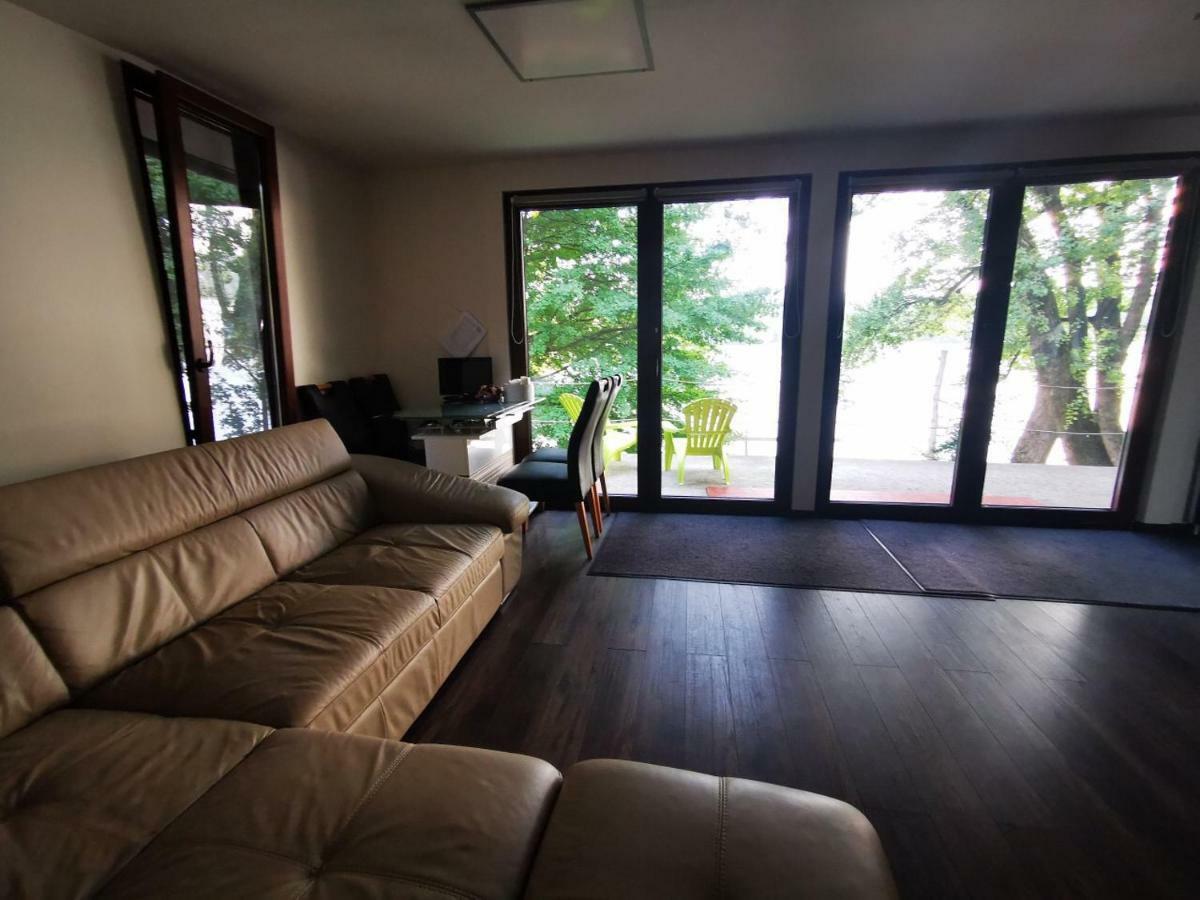 Golden Beach Apartment Chl'aba Bagian luar foto