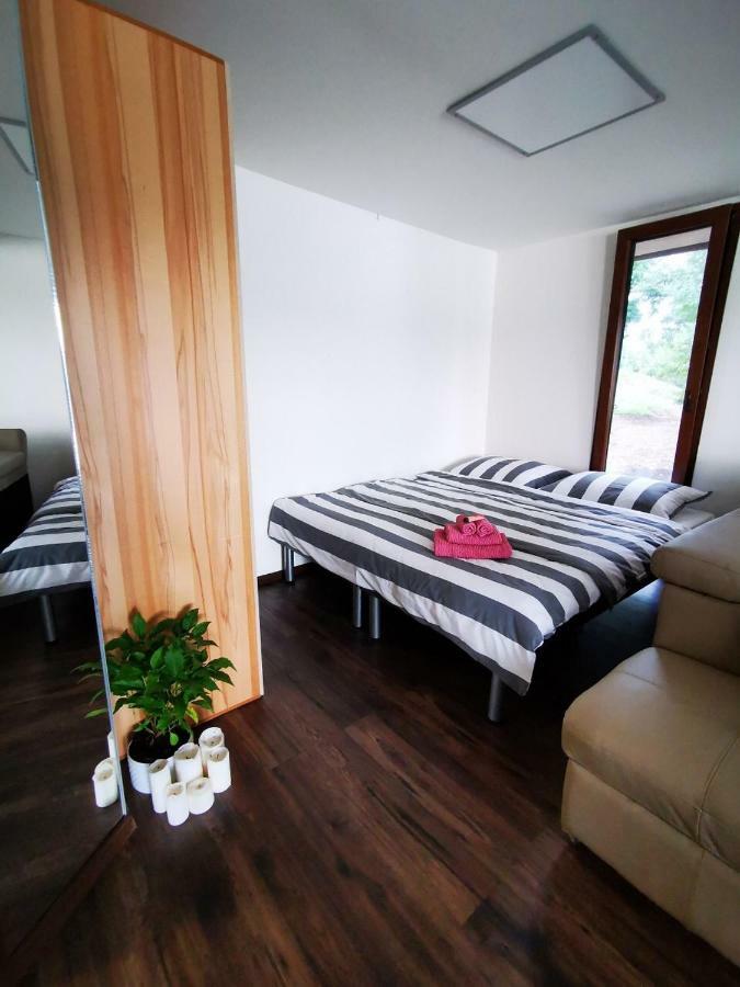 Golden Beach Apartment Chl'aba Bagian luar foto